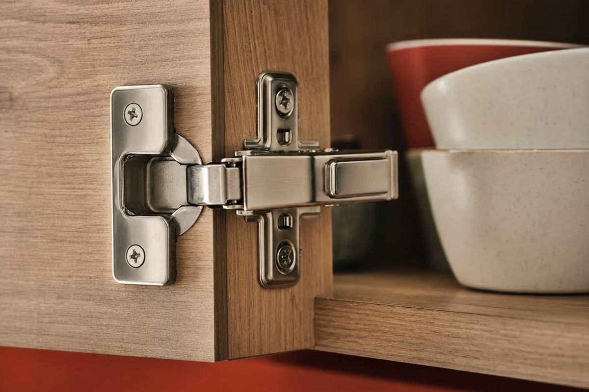 bisagras para muebles de cocina | Yelarsan